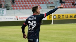 Adam Brenkus v drese FC ViOn Zlaté Moravce.