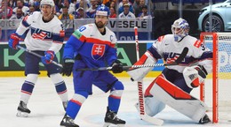 Kapitán slovenskej hokejovej reprezentácie Tomáš Tatar v zápase proti USA. 