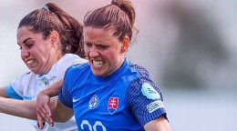 Momentka zo zápasu Srbsko - Slovensko v kvalifikácii ME vo futbale žien 2025.