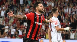 Futbalista Spartaka Trnava Michal Ďuriš sa teší z gólu.