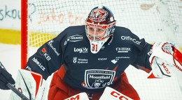 Stanislav Škorvánek v bránek Mountfield HK Hradec Králové.