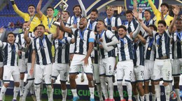 Hráči CF Pachuca oslavujú víťazstvo