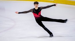 Krátky program na pieseň Another Love priniesol Hagarovi úspech na viacerých súťažiach.