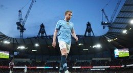 Belgický futbalista Kevin de Bruyne v drese Manchestru City. 