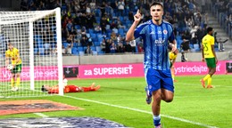Dávid Strelec oslavuje hetrik do siete Žiliny.