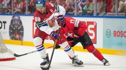 David Pastrnňák v zápase Švajčiarsko - Česko na MS v hokeji 2025