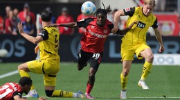 Jeremie Frimpong v drese Leverkusenu