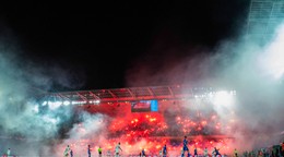 Fanúšikovia Slovana a Wisly Krakov spoločne odpálili pyrotechniku v prípravnom zápase.