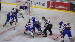 Momentka zo zápasu Slovensko - USA na turnaji 4 krajín hráčov do 17 rokov 2025.