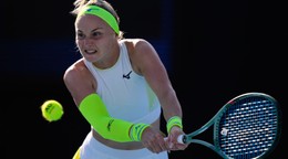 ONLINE: Rebeka Šramková - Justina Mikulskytéová, Billie Jean King Cup 2026 (2. dvojhra).