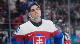 Juraj Slafkovský v zápase o bronz Slovensko - Fínsko na ZOH 2026 v Miláne.