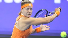 Česká tenistka Karolína Muchová vo finále turnaja WTA v Dauhe.