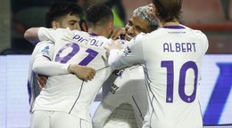 Hráči Fiorentiny oslavujú gól