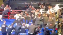 Po boxerskom zápase v Turecku sa strhla hromadná bitka