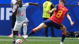 Belgium's Jeremy Doku challenges for the ball with Spain's Fabian Ruiz during the World Cup quarterfinal soccer match between Spain and Belgium in Inglewood, Calif., near Los Angeles, Friday, July 10, 2026. (AP Photo/Jae Hong)
- Canada26
- Canada2026
- FIFA
- Mexico26
- Mexico2026
- soccer
- USA26
- USA2026
- worldcup
- worldcup26
- WorldCup2026
- futbol
- Canada26
- Canada2026
- FIFA
- Mexico26
- Mexico2026
- soccer
- USA26
- USA2026
- worldcup
- worldcup26
- WorldCup2026
- futbol