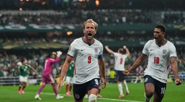 England's Harry Kane (9) celebrates with Jude Bellingham (10) after scoring his side's third goal through penalty kick during the World Cup round of 16 soccer match between Mexico and England in Mexico City, Sunday, July 5, 2026. (AP Photo/Eduardo Verdugo)

- Canada26
- Canada2026
- FIFA
- Mexico26
- Mexico2026
- soccer
- USA26
- USA2026
- worldcup
- worldcup26
- WorldCup2026
- futbol
- Canada26
- Canada2026
- FIFA
- Mexico26
- Mexico2026
- soccer
- USA26
- USA2026
- worldcup
- worldcup26
- WorldCup2026
- futbol
