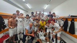 Víťazná fotografia z kabíny Rimavskej Soboty po derby v Lučenci.
