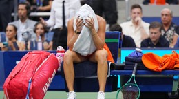 Aryna Sabalenková z Bieloruska počas finále US Open proti Jelene Rybakinovej.