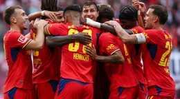Futbalisti RB Lipsko sa tešia z gólu v zápase proti Hamburger SV.
