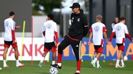  Jürgen Klopp počas tréningu Nemecka