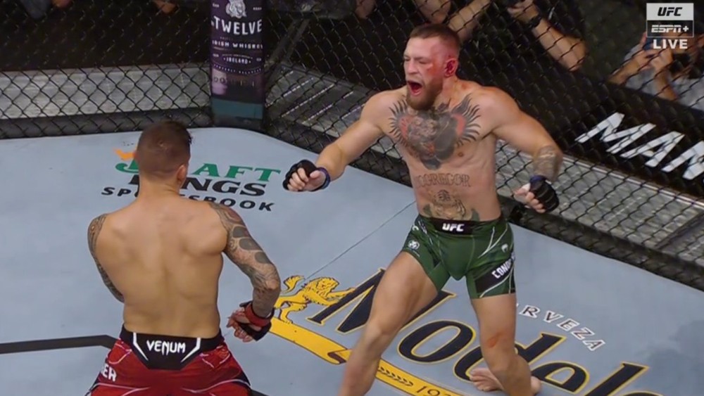 UFC 264: McGregor opäť padol. Zastavila ho zlomená noha