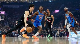 Momentka zo zápasu Portland - Oklahoma