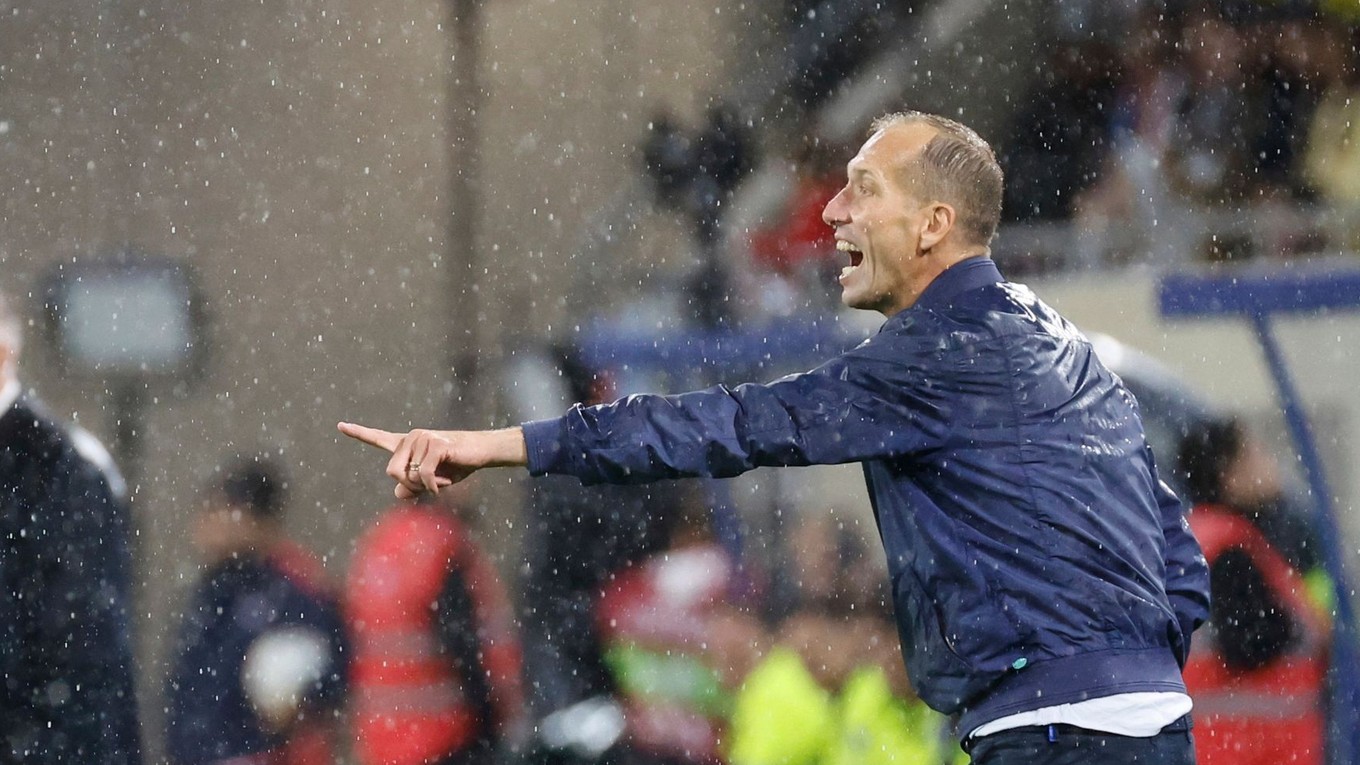 Jeff Strasser počas zápasu Sverné Írsko - Luxembursko kvalifikácii MS vo futbale 2026.