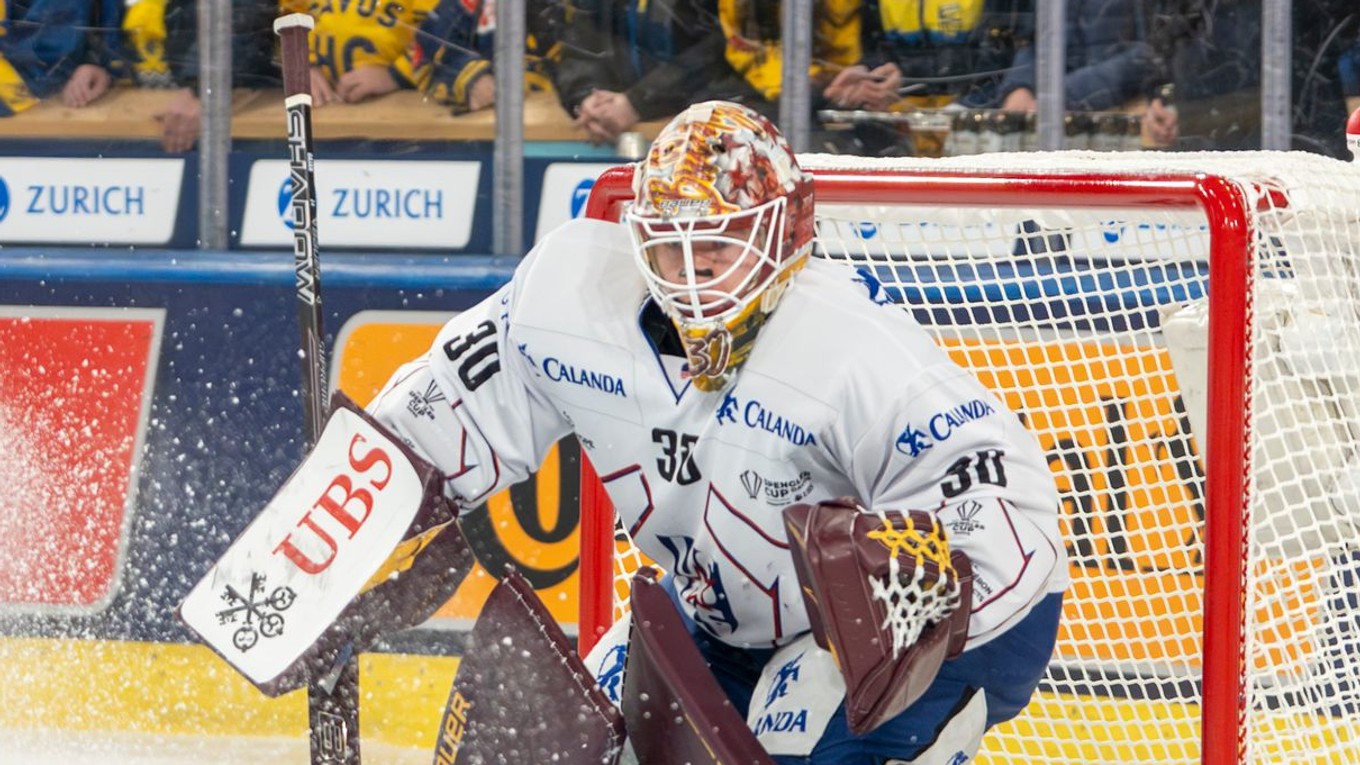 Adam Gajan počas Spenglerovho pohára 2025. 