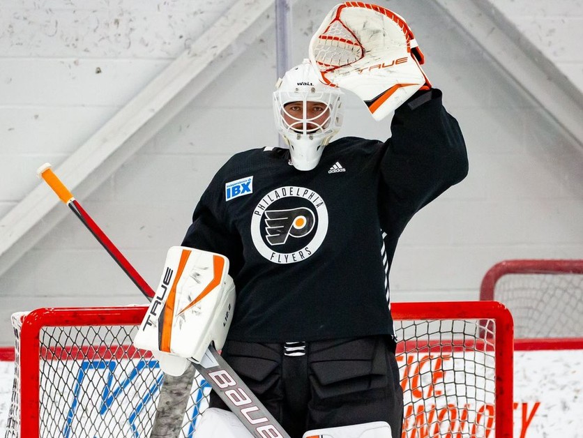 Ivan Fedotov v drese Philadelphia Flyers.