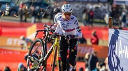 Viktória Chladoňová v pretekoch Svetového pohára v cyklokrose.