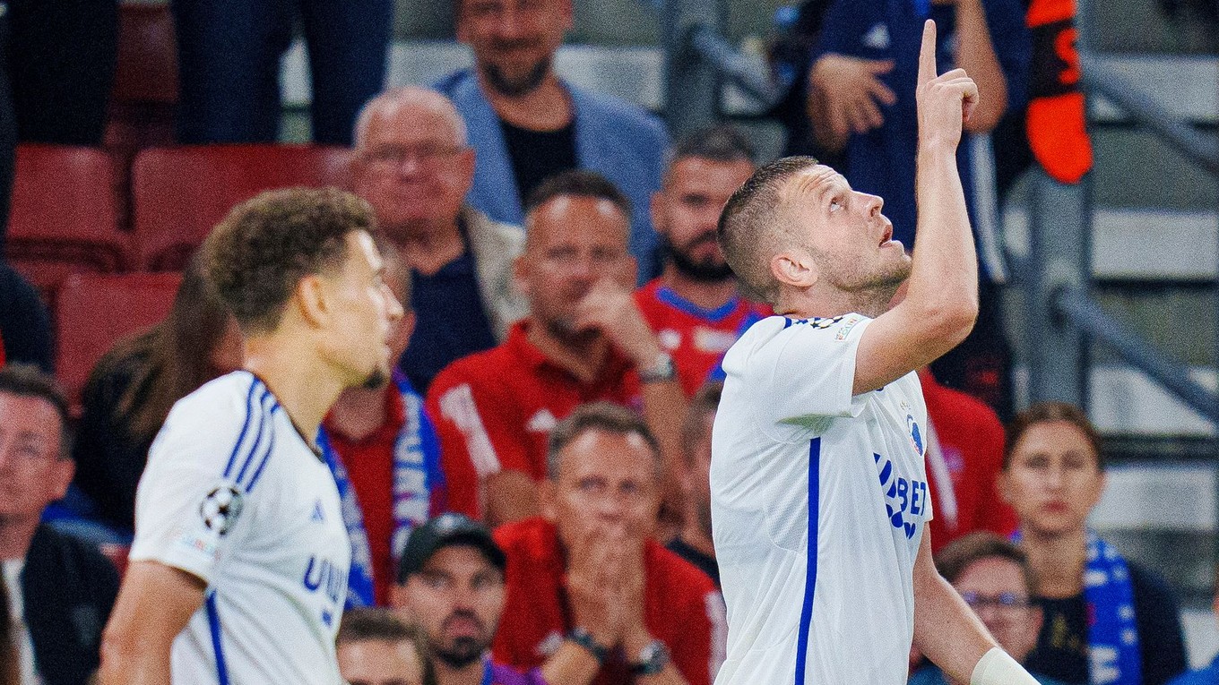 Denis Vavro oslavuje gól za FC Kodaň.