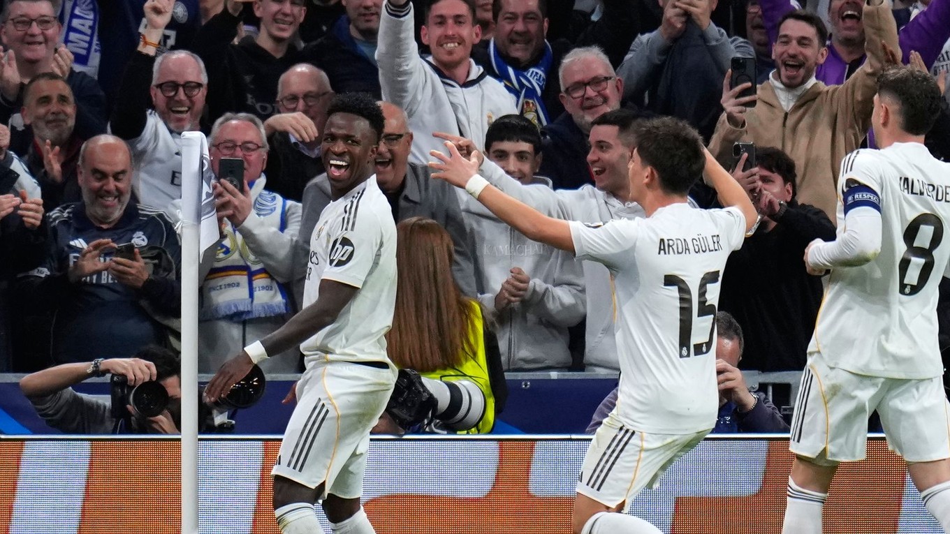 Vinicius Junior oslavuje gól proti Benfice