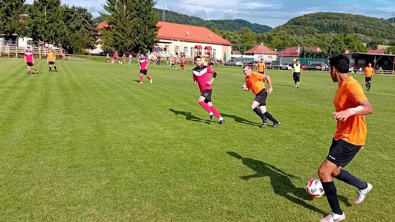 Zo zápasu Voznica - Janova Lehota.