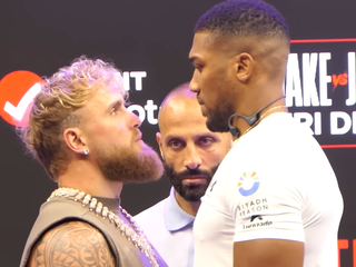 Paul a Joshua pri staredowne.