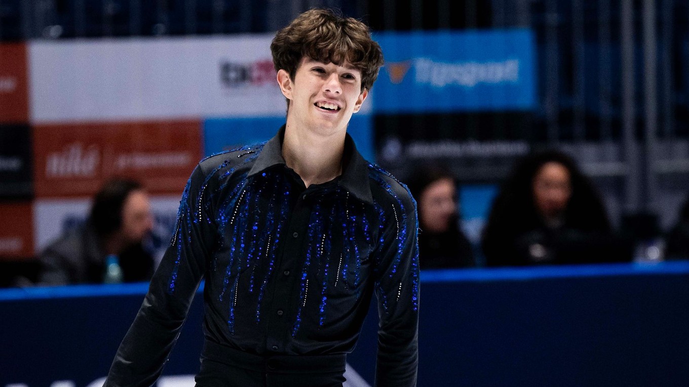 Adam Hagara počas krátkeho programu mužov na 33. ročníku Memoriálu Ondreja Nepelu.