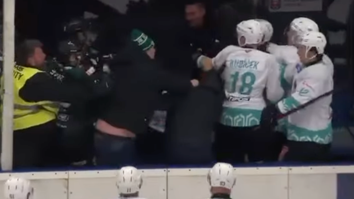 Tréner Detvy Richard Šechný napadol hráčov Skalice. 