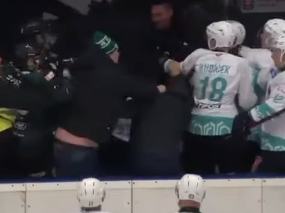 Tréner Detvy Richard Šechný napadol hráčov Skalice. 