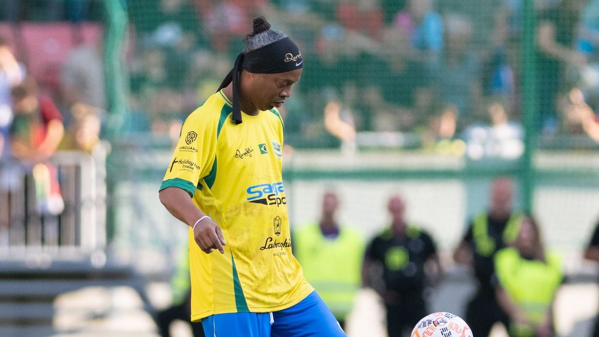 Ronaldinho Returns to Professional Football with Ravenna FC