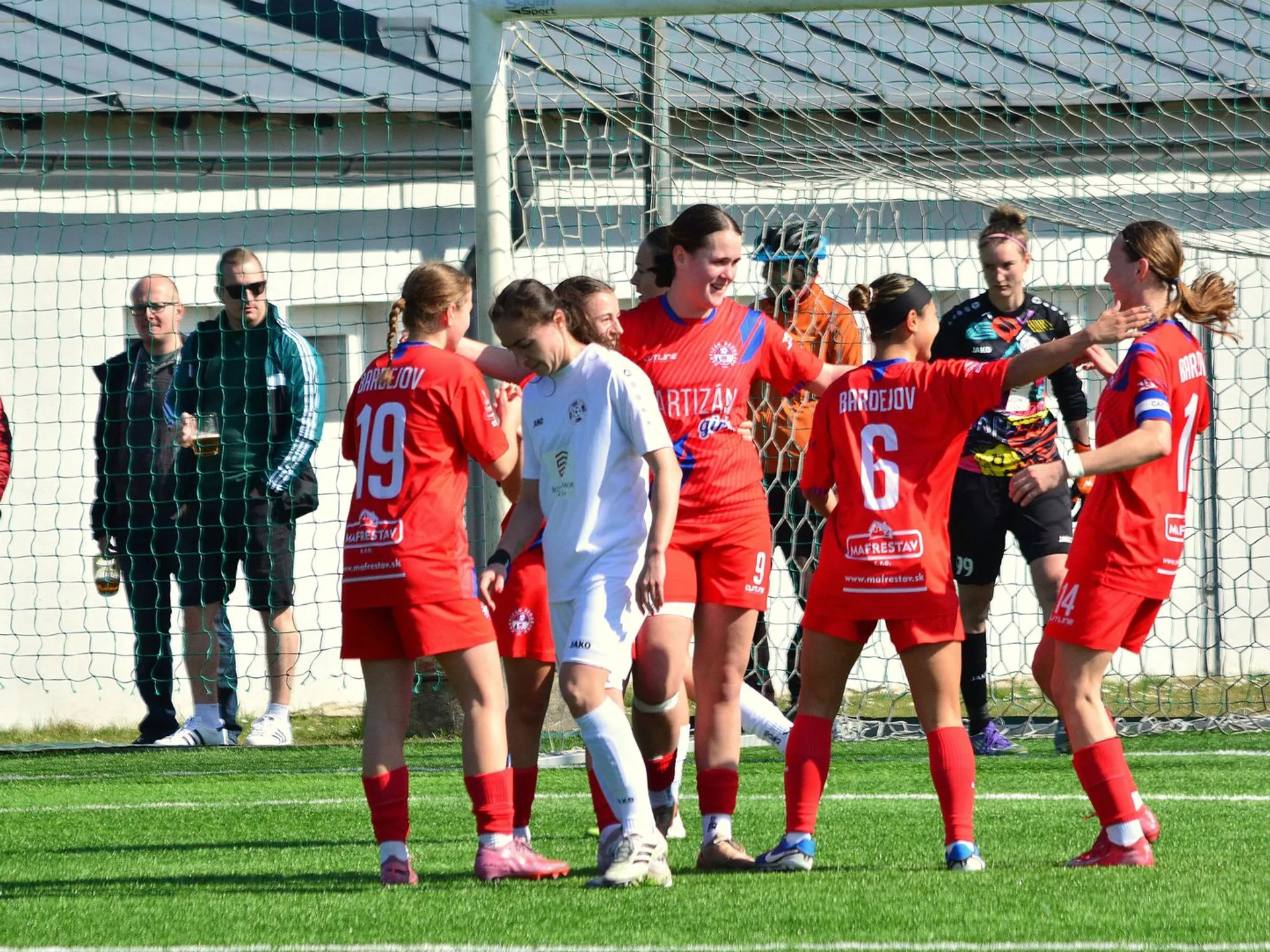 I.	LIGA ŽENY –  Štartuje nadstavba, Bardejovčanky privítajú Slovan