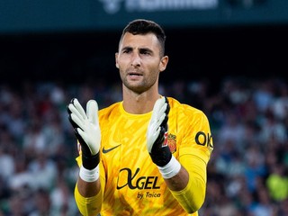 Dominik Greif v drese Mallorcy. 