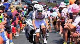 Slovinský cyklista Tadej Pogačar počas 6. etapy Tour de France 2026.