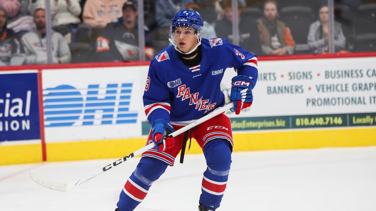 Jakub Chromiak v drese Kitchener Rangers.