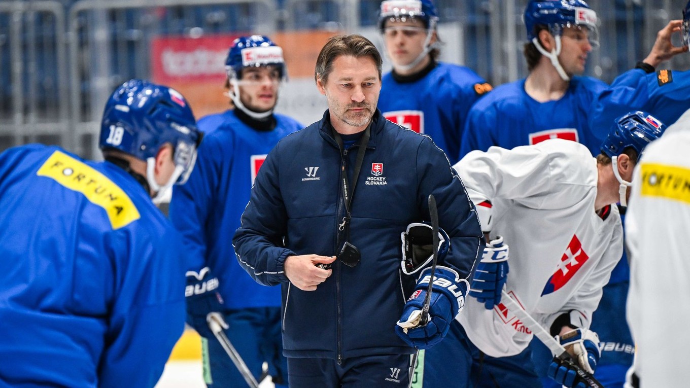 Dočasný hlavný tréner slovenskej hokejovej reprezentácie Vladimír Országh.