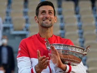 Novak Djokovič vyhral Roland Garros 2021.