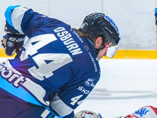 Zach Osburn (Nitra) počas zápasu Tipsport ligy.