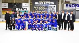 Slovenskí hokejisti do 17 rokov na Turnaji piatich krajín 2024.