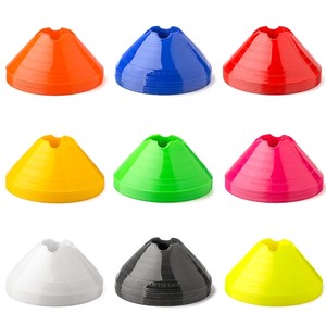 Méty - klobúčiky s výrezom na agility tyč 10ks balenie