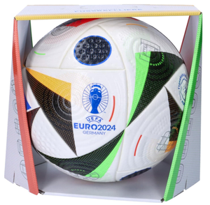 Zápasová lopta Adidas Euro 2024