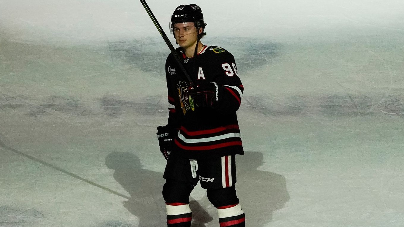 Center Chicaga Blackhawks Connor Bedard.