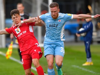 AS Trenčín - ŠK Slovan Bratislava: ONLINE prenos zo zápasu semifinále Slovnaft Cupu.